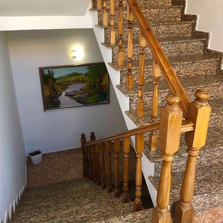 Hotel Europa Вльора Екстер'єр фото